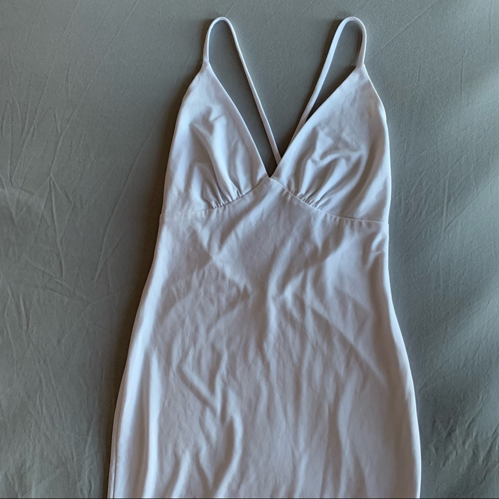 Fashion Nova - White strappy midi dress